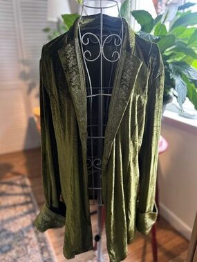 Tiaford Velvet embroidered blazer